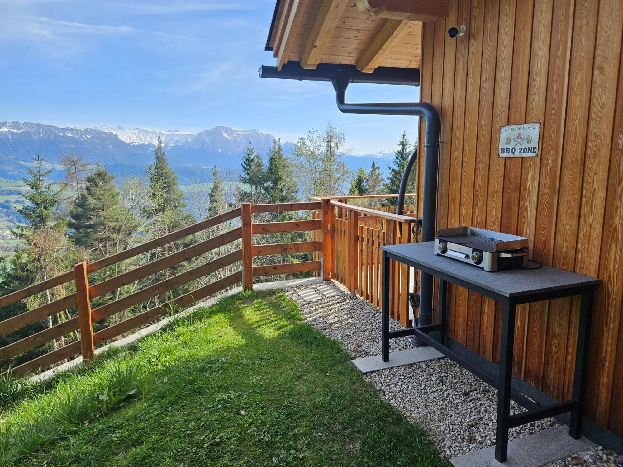 Alone In Chalet With View On Dolomites 维兰德罗 外观 照片